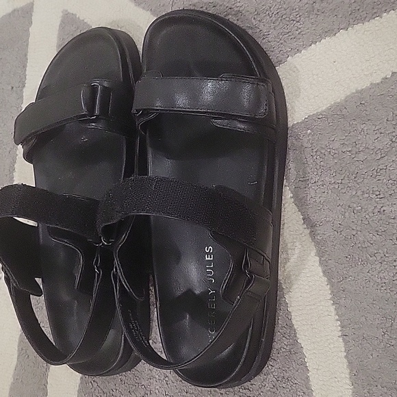 strappy flat summer sandal size 9 - Picture 1 of 3